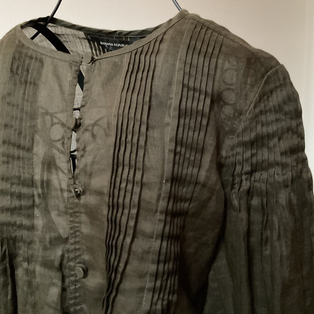Banana Republic PETITE RAMIE PINTUCK BLOUSE, XXS, New - Picture 2 of 11